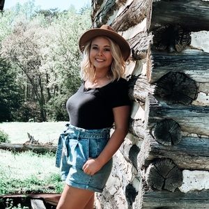 Meet your Posher, Mckenzie